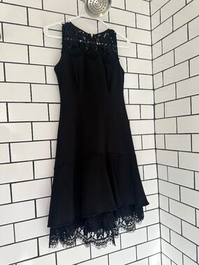 Calvin Klein 2P Lace detail black Dress